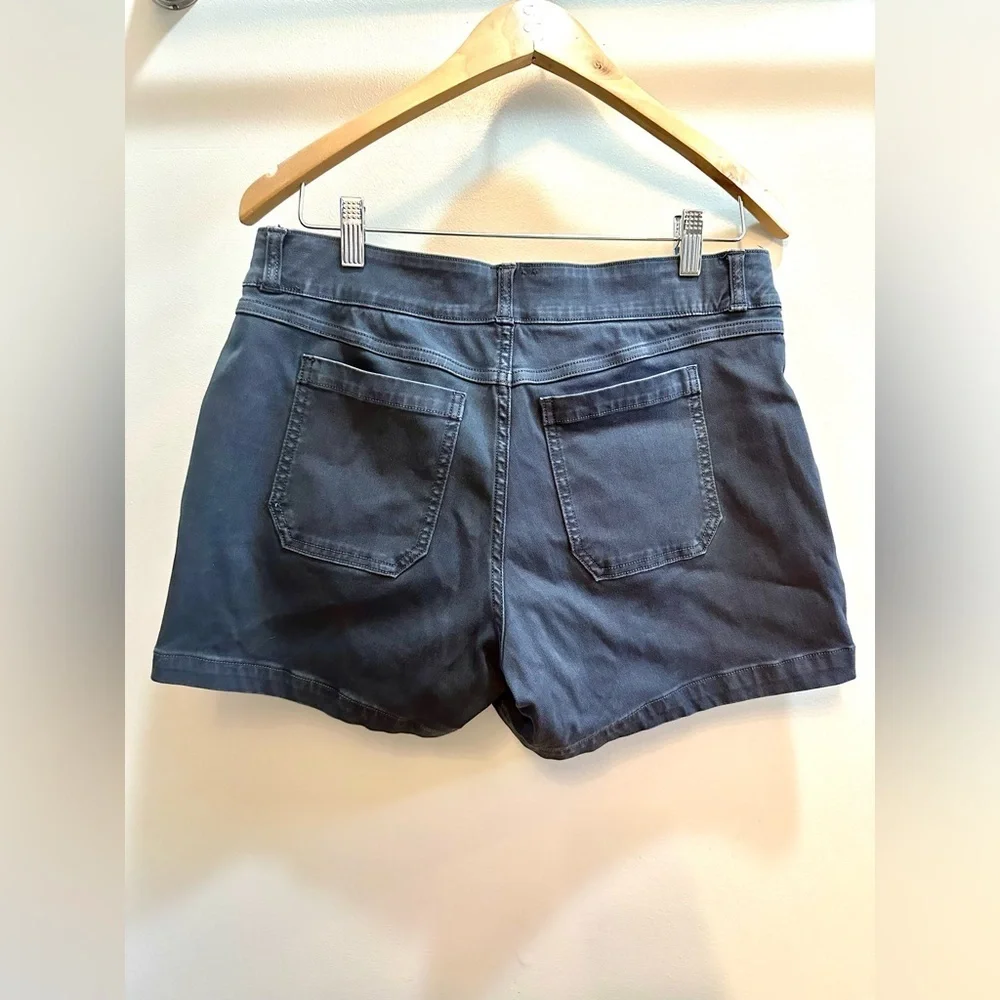 Spanx Stretch Twill Shorts 4